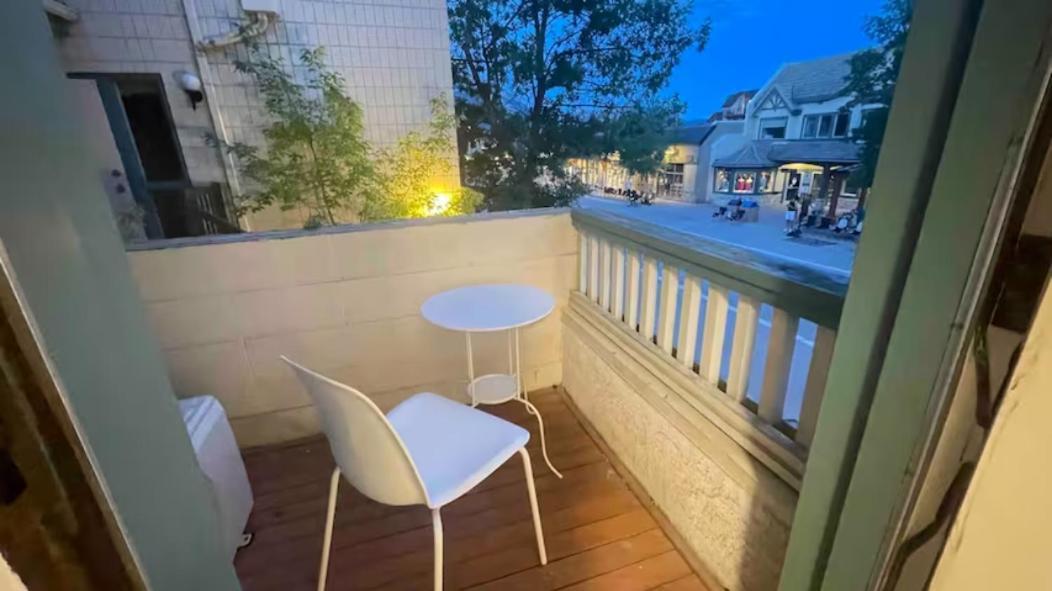 Апартаменти Unit #201 Cozy Mountain View 1Br In Dt Кенмор Екстер'єр фото