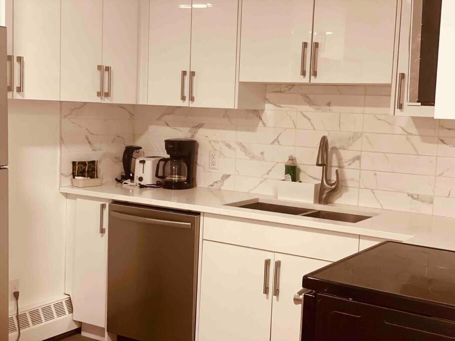 Апартаменти Unit #201 Cozy Mountain View 1Br In Dt Кенмор Екстер'єр фото